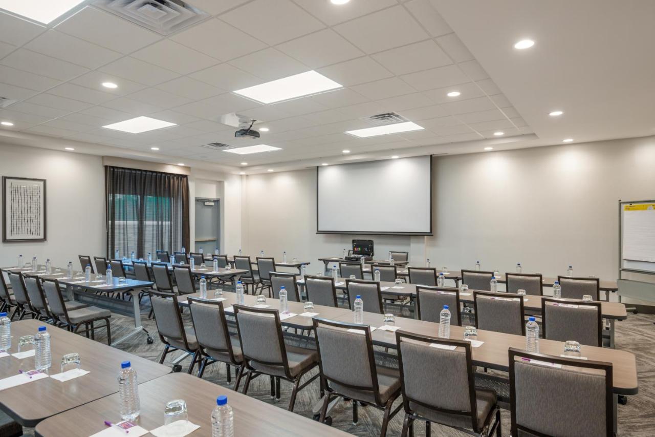 Hyatt Place Hampton Convention Center Luaran gambar